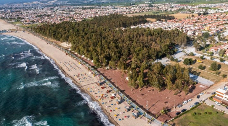 Gülümseyen insanların yaşadığı mutlu bir Kuşadası hayalım var