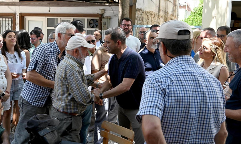Gülümseyen insanların yaşadığı mutlu bir Kuşadası hayalım var