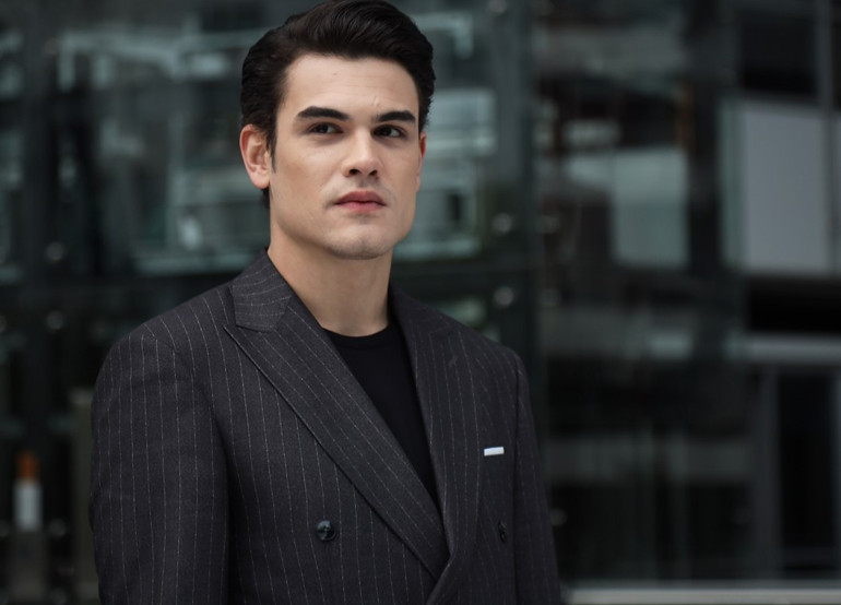 Oyuncunun bu haftaki konuğu Atakan Hoşgören oldu... Boks yapıyor, Mike Tyson hayranı