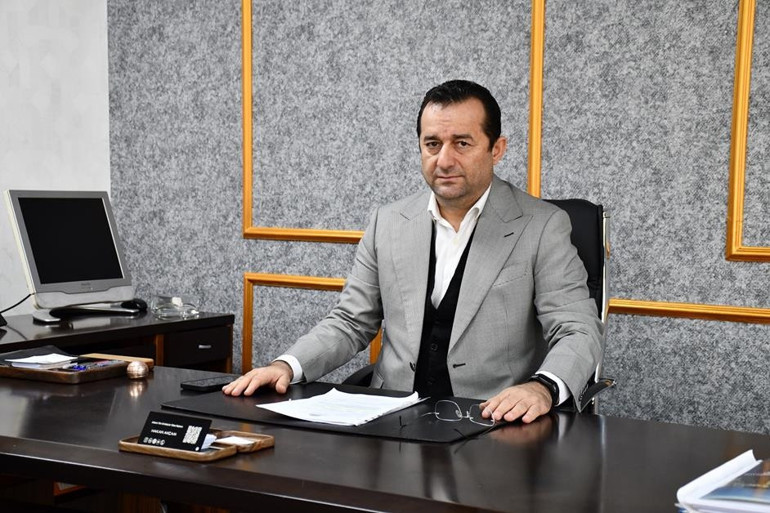 Anlayana sivrisinek saz anlamayana davul zurna az