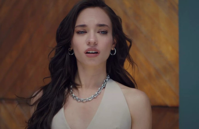 Yalanda nefesler tutuldu