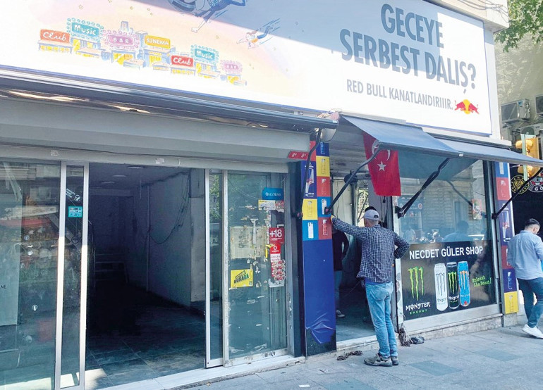 Nişantaşı’nın simgesi  ‘Alaaddin’in Dükkânı’ kapandı