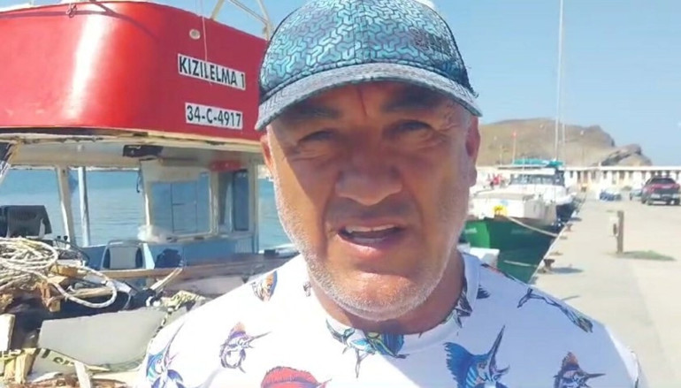Yunan Sahil Güvenlik botunun teknesine çarptığı balıkçı dehşet anlarını anlattı: Batmamızı beklediler