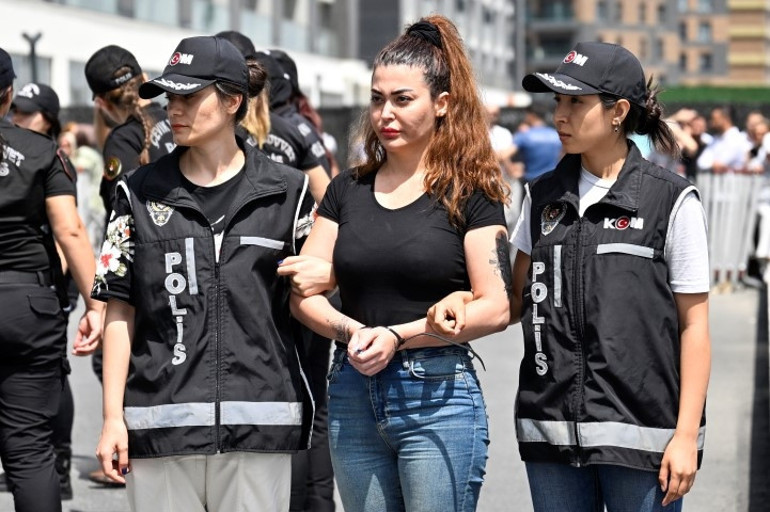 Neslim Güngen’i eşinin sözleri yıktı Bir darbe de çalışanlarından: İddiaları yalan çıktı... Tutuklandılar