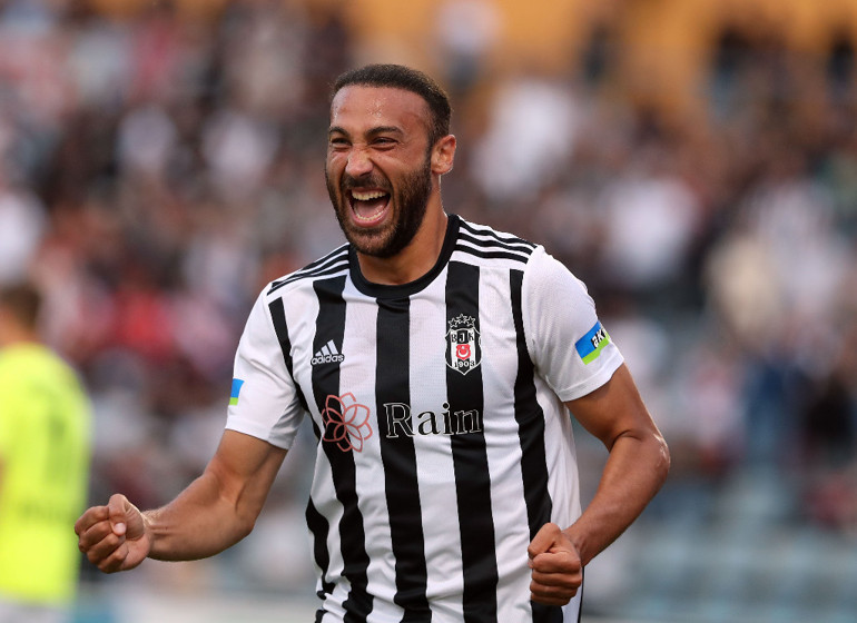 Fenerbahçe ile anlaşan Cenk Tosun konuştu Beşiktaş teklif yaptı mı