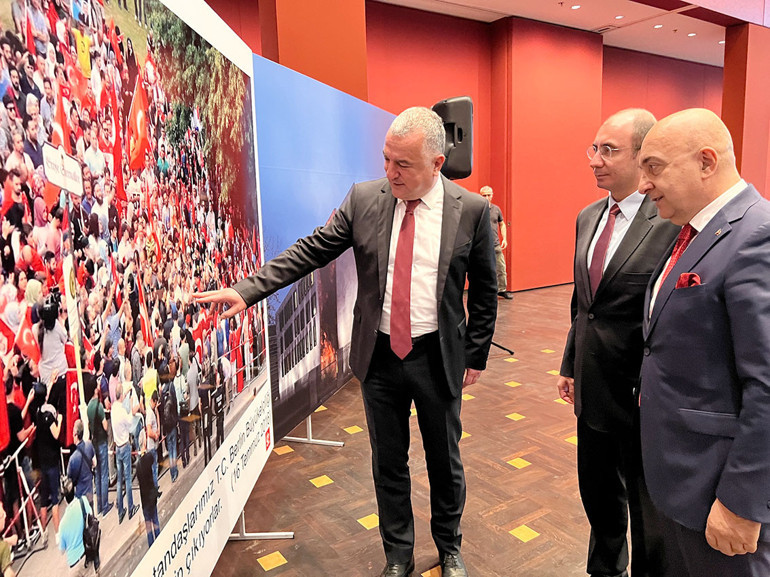 Demokrasi şehitleri Almanya’nın dört bir yanında anıldı
