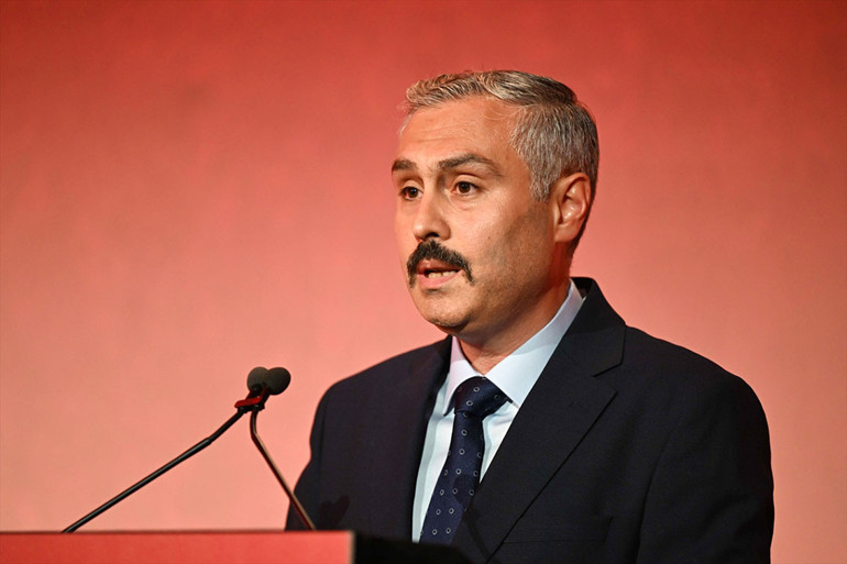Londra’da ‘15 Temmuz Türkiye’nin Demokrasi Zaferi’ paneli