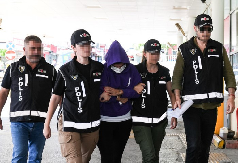 İzmirdeki Seçil Erzan vakası... Banka müdüründen şok itiraflar: Estetik ameliyatları oldum, çok para harcadım