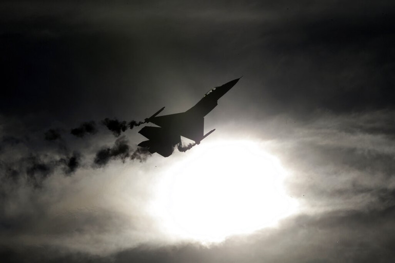 Moskova kızgın: Yunanistandan F-16lar için yeni formül Rusyadan  vurulacak F-15 ve F-16lar için 170 bin dolar ödül