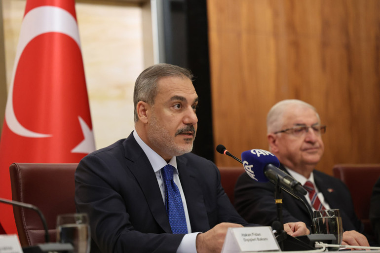 Dışişleri Bakanı Fidan, Nijer Devlet Başkanı Tiani ile görüştü