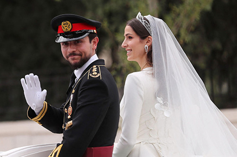 Bebek geldi geliyor... Doğuma gün sayıyor ama yine de işinin başında