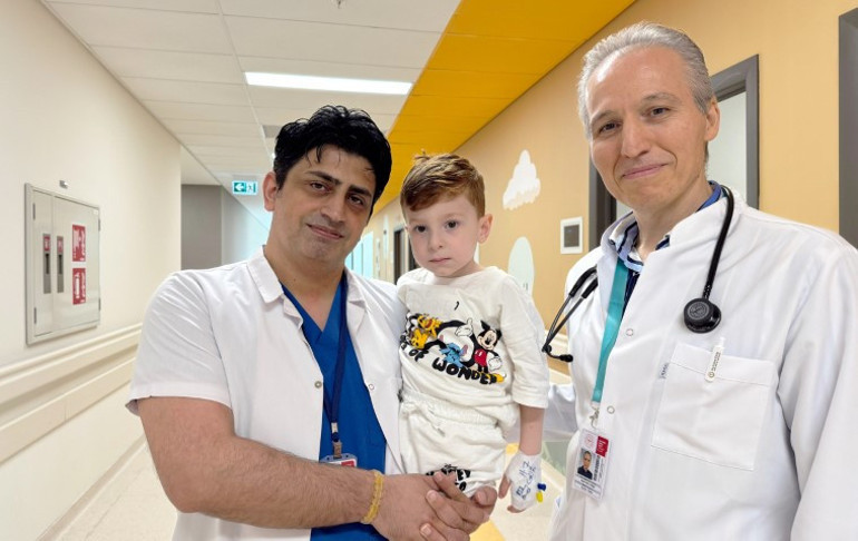 Anne babalar dikkat 3 yıl boyunca şikayeti geçmeyen çocuğun nefes borusundan çıktı, doktorlar şaşkına döndü