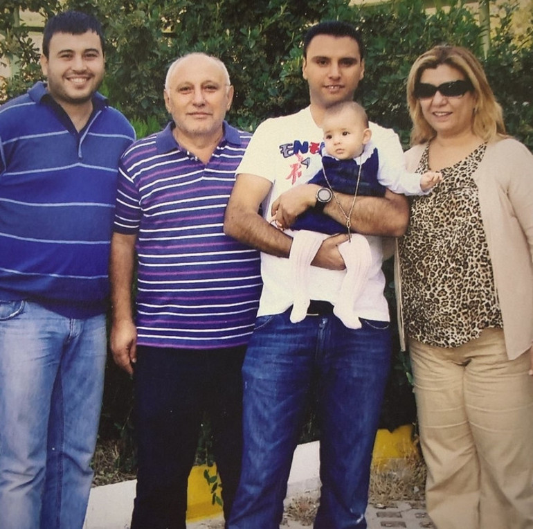 Üç koca yıl geçti sensiz... Öyle bir dokunmuşsun ki hepimize