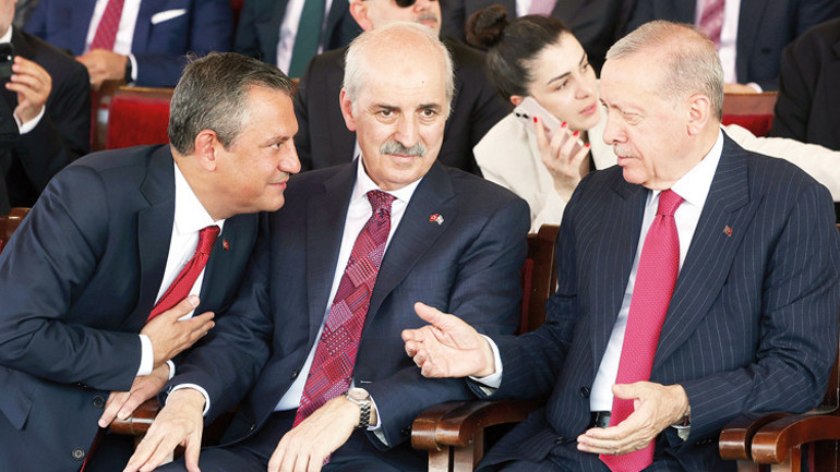 Ne var kardeşim bu fotoğrafta