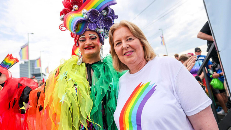 Köln’de CSD Etkinliğine 1 milyon destek