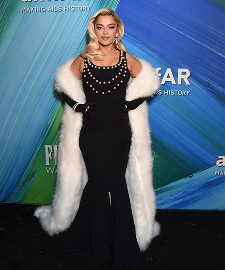 Aldığı kilolar yüzünden sevgilisinden bile ayrılmıştı:  Siyah mayolu tatil keyfi