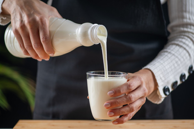 Satışları geçen yıla göre arttı Kefir sağlıklı olmanın sırrı mı, yoksa faydaları abartılıyor mu ‘Artık kahve ve süt gibi içecekleri tüketmeyi bıraktım’ |  6 SORU 6 YANIT