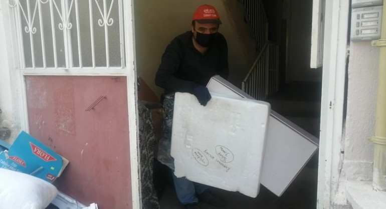 Kötü koku şikayeti ile gittiler Kapıyı açtıklarında şoke oldular