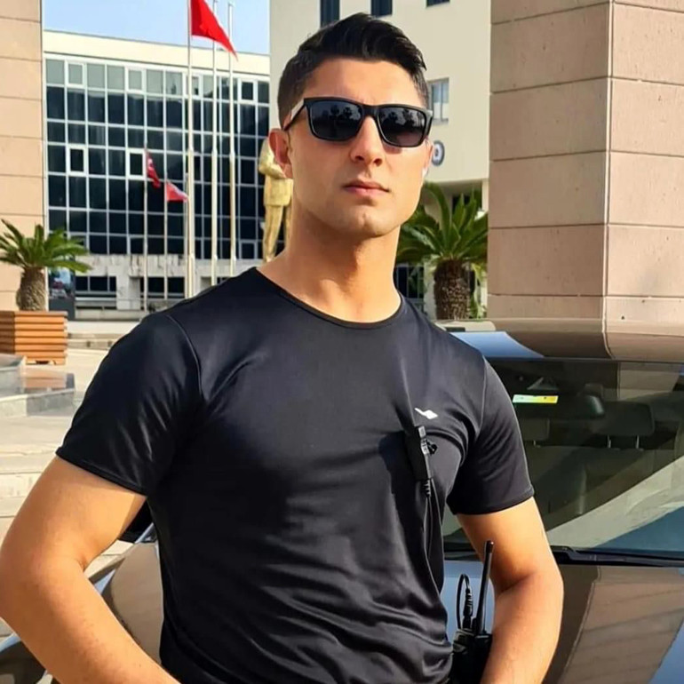 Uzman çavuştan acı haber Gittiği tatilde denizde boğuldu