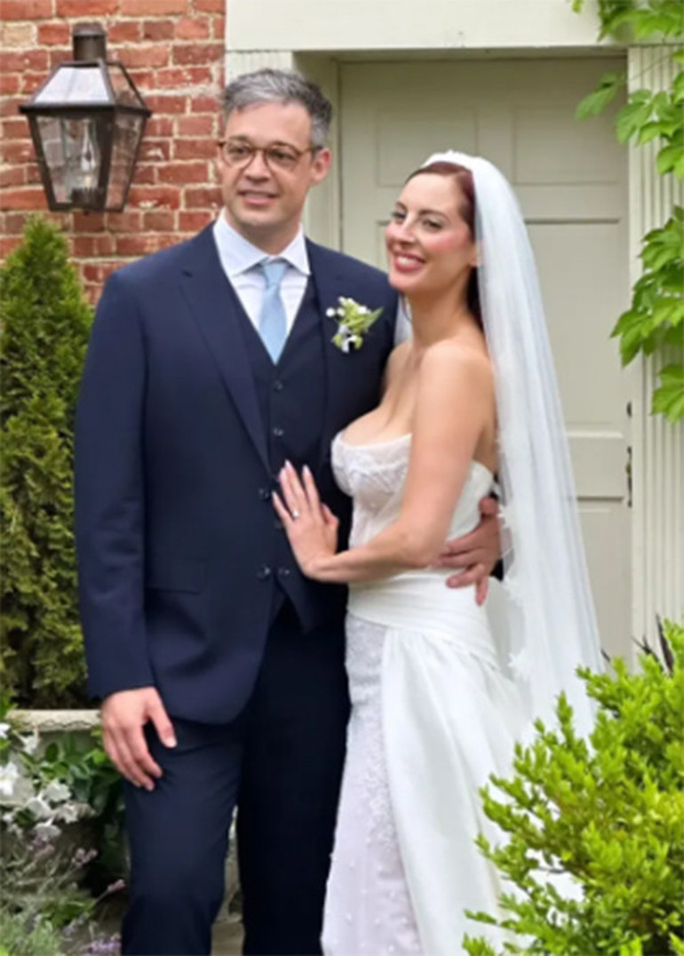 Ünlü oyuncunun kızı geçen sevdiğiyle bir yuva kurmuştu: Evliliğimin ilk günlerini ağlayarak geçirdim