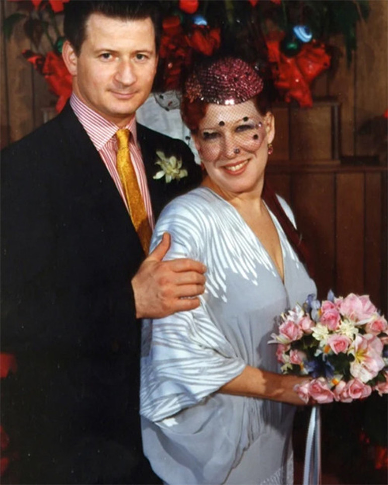 Ünlü yıldız mutlu evliliğin sırrını açıkladı: İlişkimizin başından beri aynı yatakta uyumuyoruz