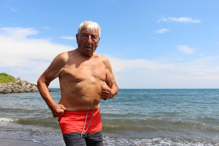 2 kez öldü sanıldı morga konuldu 98 yaşında sağlıklı yaşamın 3 kuralını anlattı