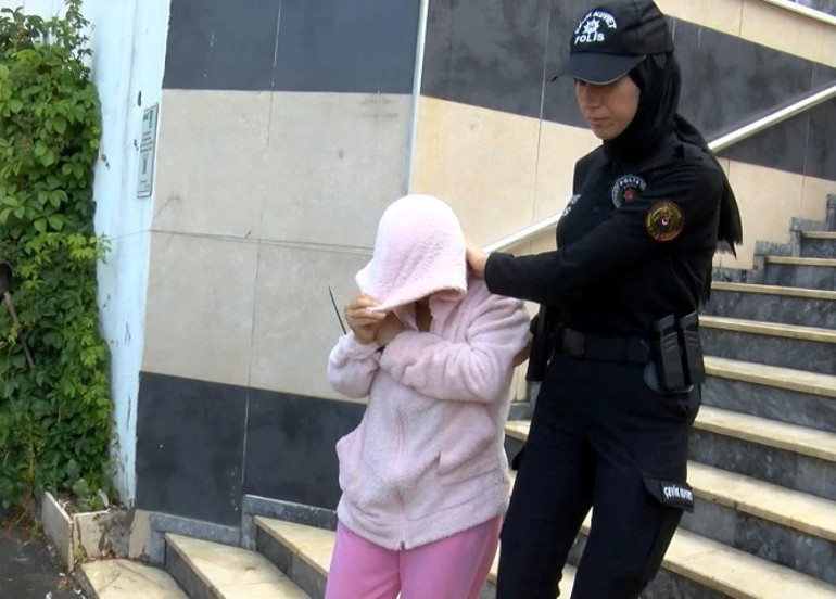 750 milyon liralık Şifre 1 operasyonunda şoke eden detaylar... Reza Zarrabın otomobilini de çalmışlar Çobanın üzerine 7 lüks araç