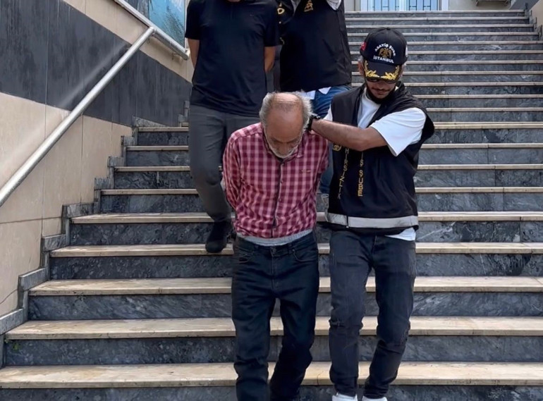 750 milyon liralık Şifre 1 operasyonunda şoke eden detaylar... Reza Zarrabın otomobilini de çalmışlar Çobanın üzerine 7 lüks araç