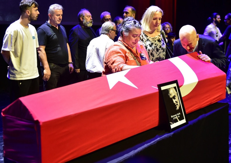 Kenan Işıkın oğlu geçen 10 yılı anlattı: Maddi manevi çok zordu