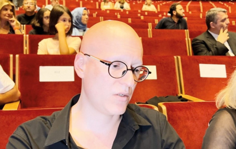 Kenan Işıkın oğlu Ahmet Işık: Babamın ölümü  bizi yıktı geçti