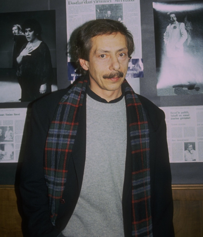 Dostlarından Genco Erkala veda Perde son kez kapandı