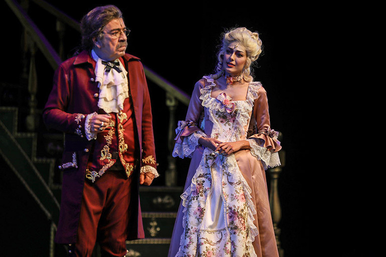 Müziğin ritmi yükseliyor