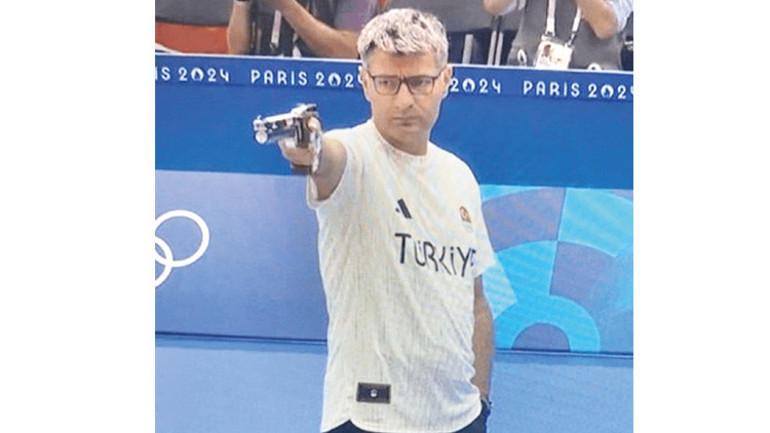 Türk James Bond Yusuf Dikeç, Hürriyete konuştu: Rahatlığım rakipleri tedirgin ediyor