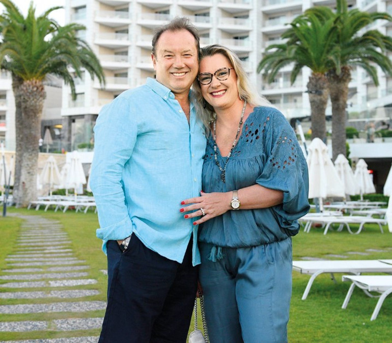 Metin Yıldız ve eşinden üzen haber: Doğumda aksilik oldu, bebeğimiz  yoğun bakımda