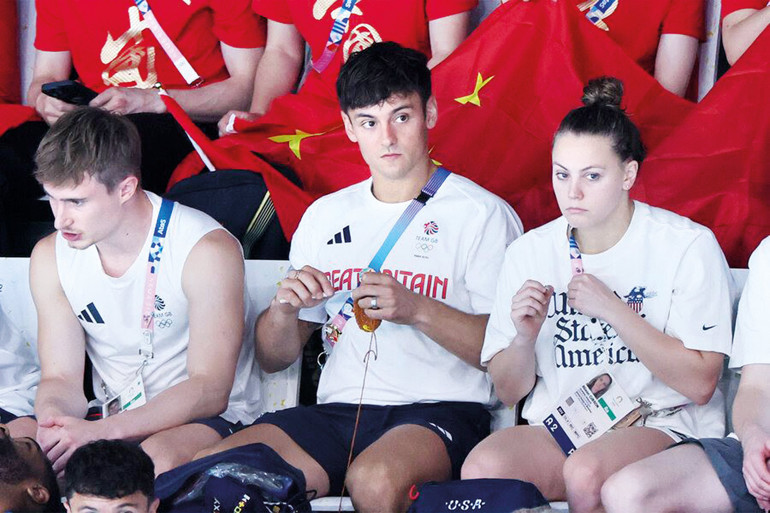 Parmağını kestiren de var, hamileyken yarışa çıkan da... 2024 Paris Olimpiyatları’nda tarih yazılıyor