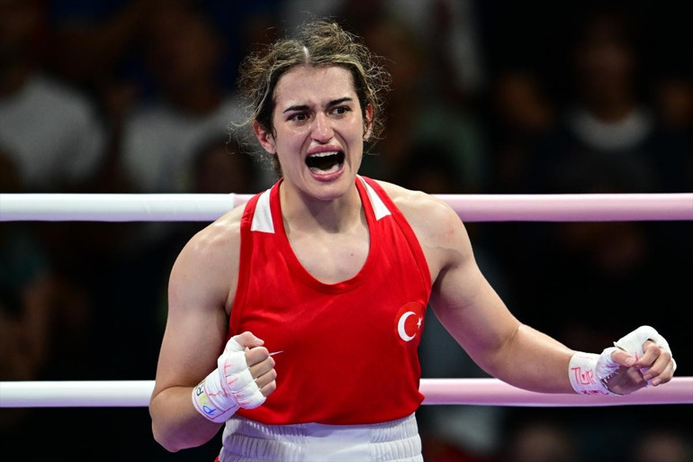 Esra Yıldız Kahraman yarı finalde Madalyayı garantiledi