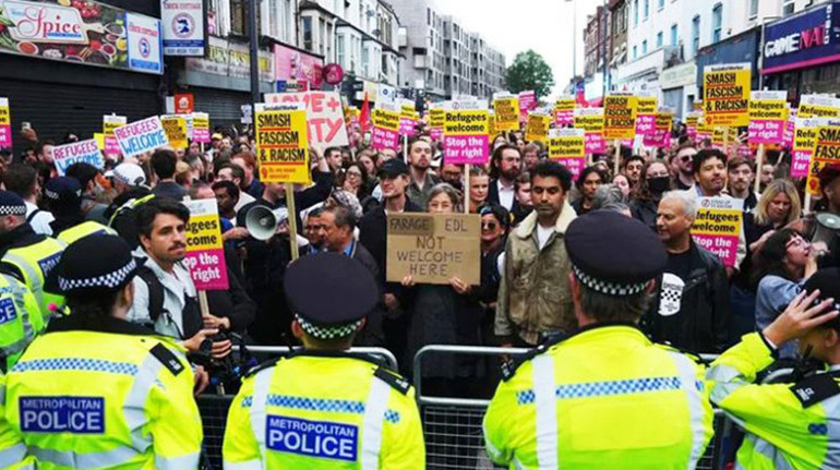 Walthamstow ırkçıları korkuttu