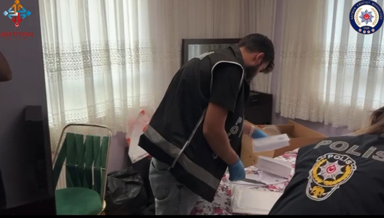 Vurgunda çarpıcı detaylar 800 bin lira karşılığında memurluk vaadi: İkna etmek için birlikte bakanlıklara bile gitmişler