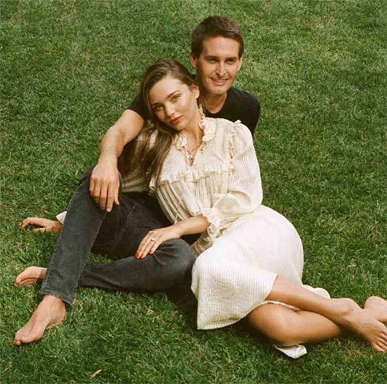 Biz burada çok mutlu olduk... Sıra sizde Eski evleri satıp parasıyla yenisini aldılar