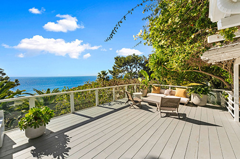 Biz burada çok mutlu olduk... Sıra sizde Eski evleri satıp parasıyla yenisini aldılar