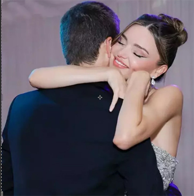 Biz burada çok mutlu olduk... Sıra sizde Eski evleri satıp parasıyla yenisini aldılar