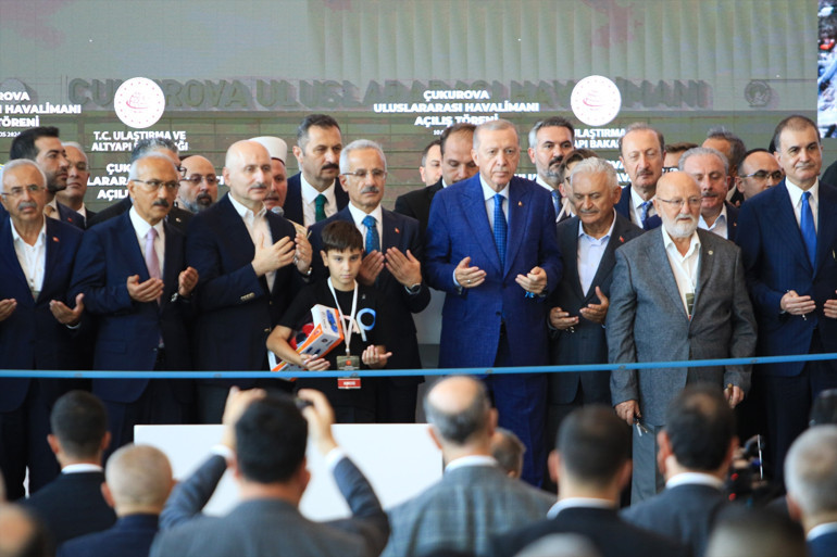 Çukurova Uluslararası Havalimanı açıldı... Erdoğandan muhalefete tepki: Borçlara para yok, Pariste keyif çatmaya gelince paranın sınırı yok