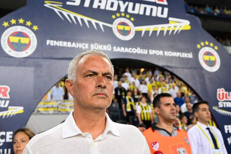 Fenerbahçede Saint-Maximin hızlı başladı Edin Dzekodan müthiş istatistik