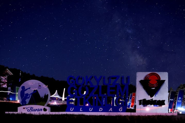 Uludağ’daki gökyüzü gözlem etkinliğinde görsel şölen... Bakan Kacır: 14 bin 506 başvuru yeni bir rekoru beraberinde getirdi