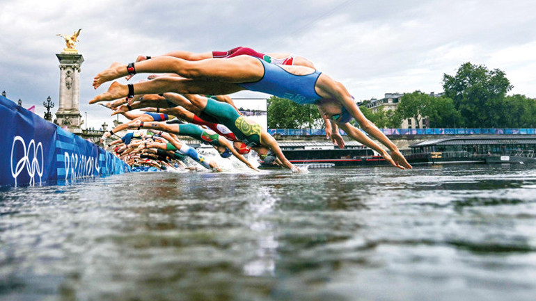 Paris 2024 Tom Cruise’un şovuyla sona erdi: Film gibi kapanış
