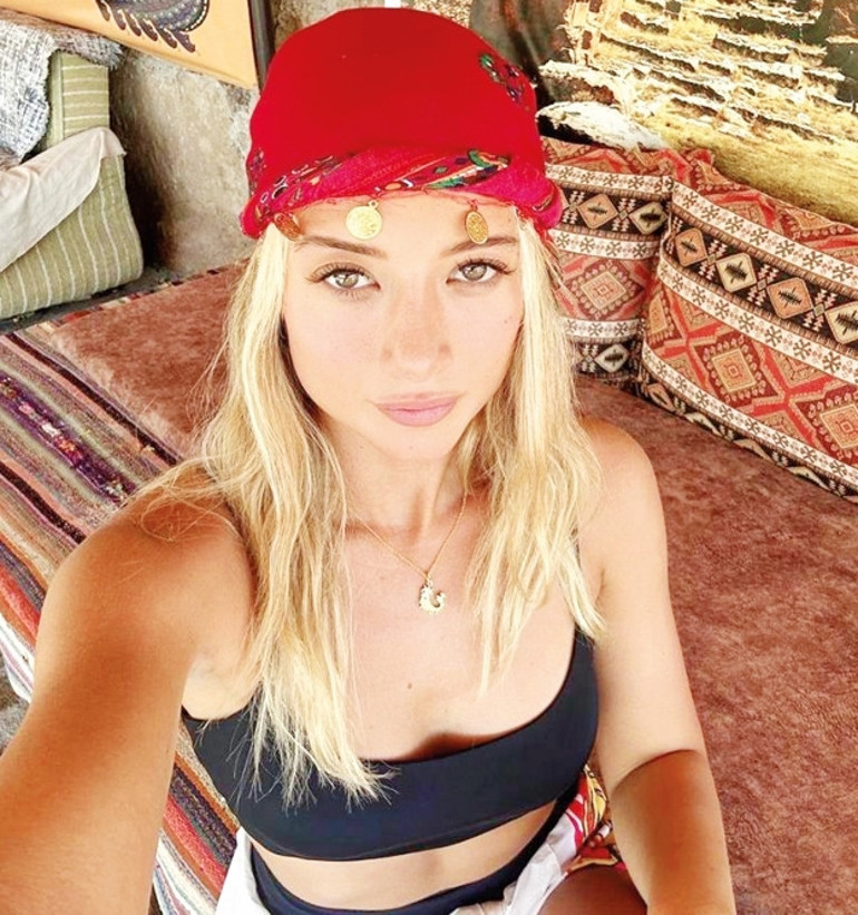 Sibel Can’ın oğlu Emir 24 oldu