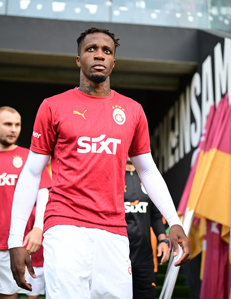 Galatasarayda Zaha transferinde işler terse döndü Vergi sistemine takıldı