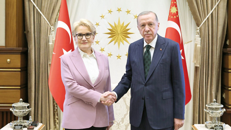 Bir palavraya toplu olarak iman etmek