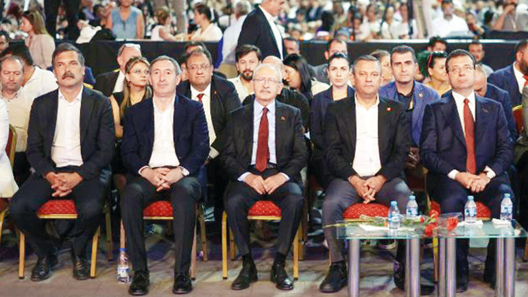Halef selef yan yana