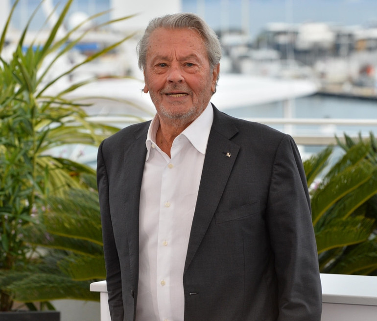 Fransız aktör Alain Delon hayatını kaybetti